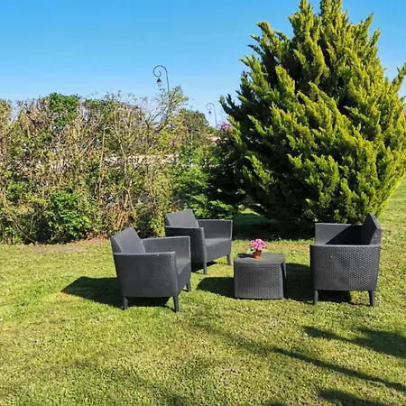 Nyaraló Maison Avec Grand Jardin & Bois Prive En Dordogne