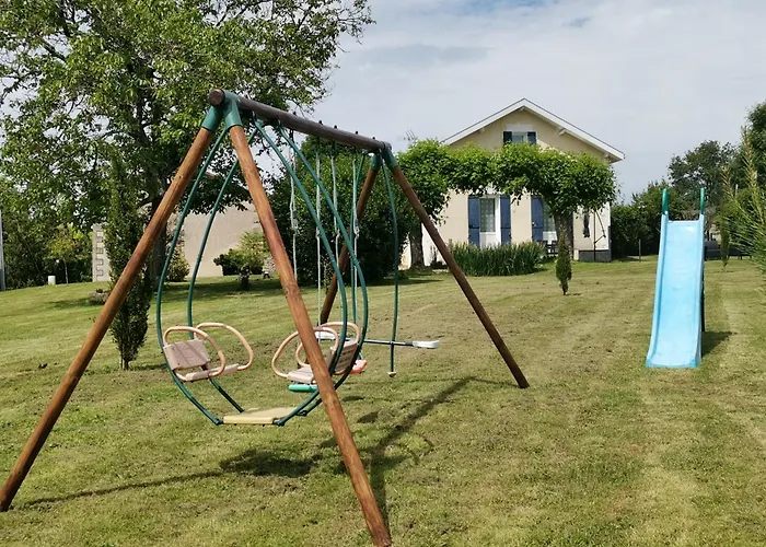 Maison Avec Grand Jardin & Bois Prive En Dordogne Feriehus Minzac